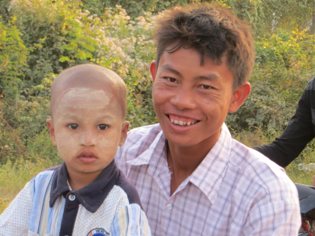 Some of the friendly Shan people we've seen along the way