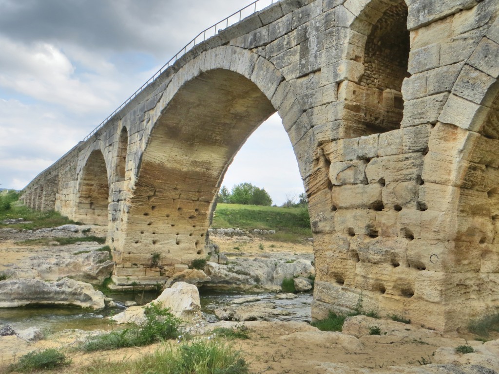 A highlight of our long route today was this old Roman bridge, some 2,000 years old