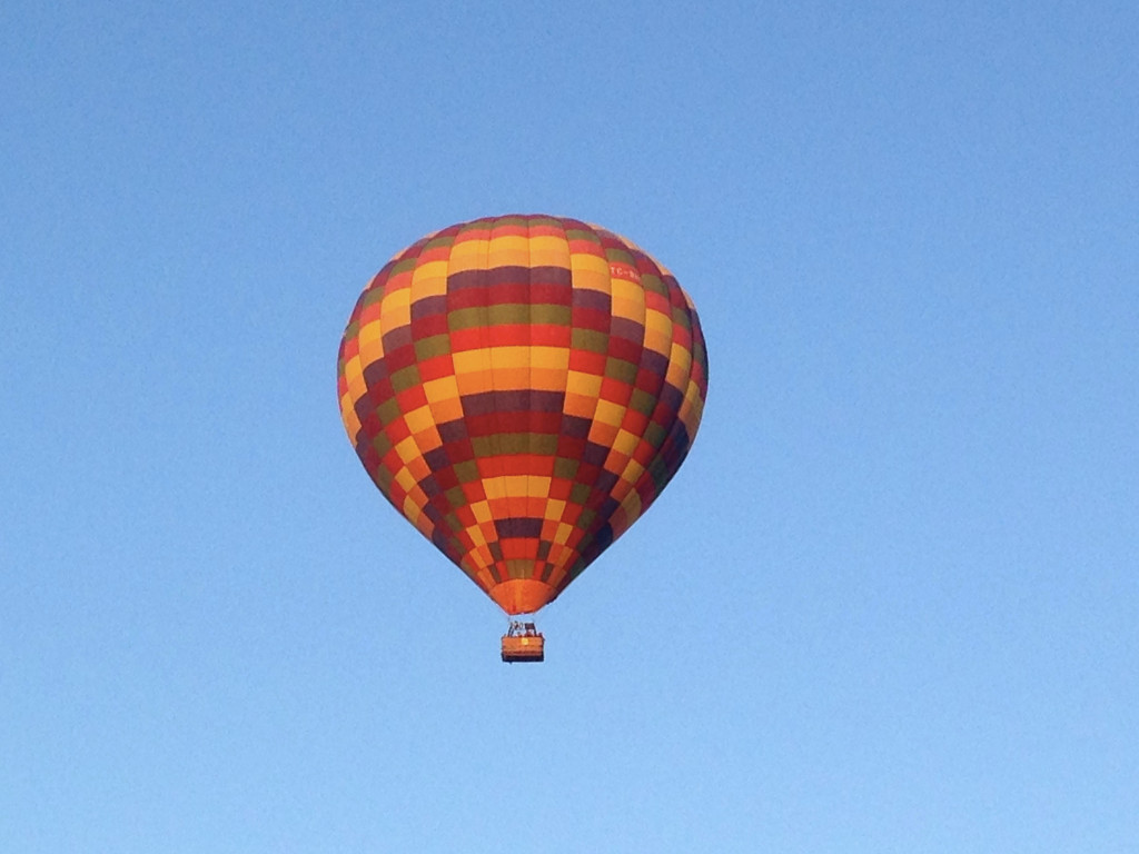 Oddly, I thought watching the balloons was more beautiful than the scenery I was supposed to care about