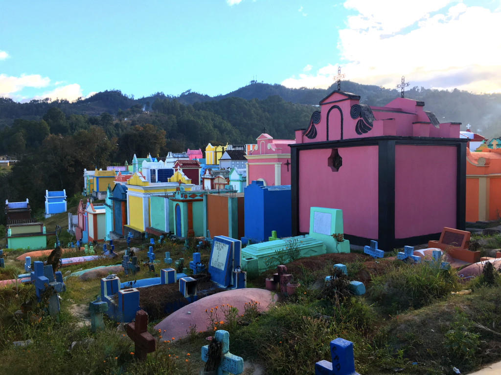 Another picture from the cemetery. I mean, of you could spend eternity in a hot pink house, wouldn't you?